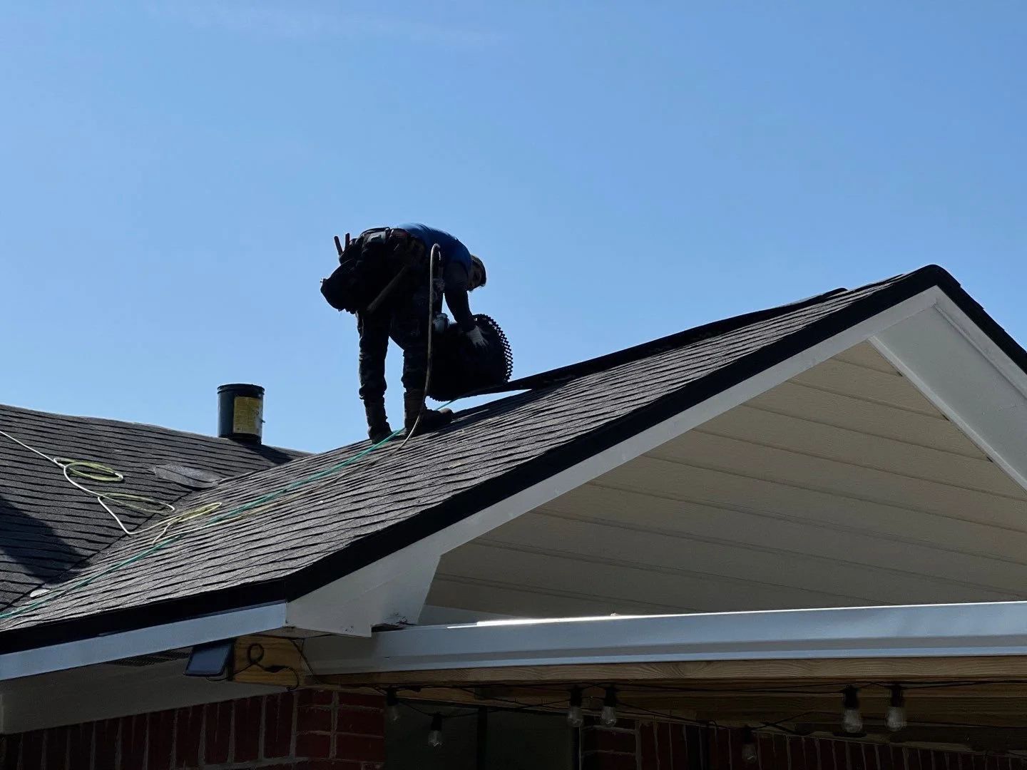 ERS installation crew on a Florida roof